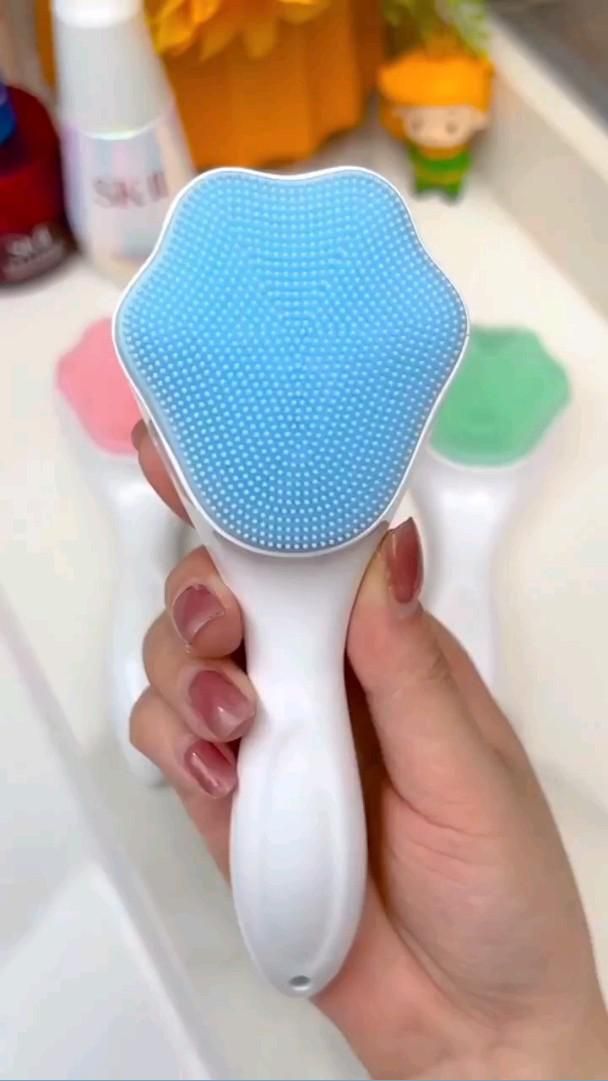 Silicone Face Scrubber – Exfoliating Facial Cleansing Brush for Pores & Blackhead Removal